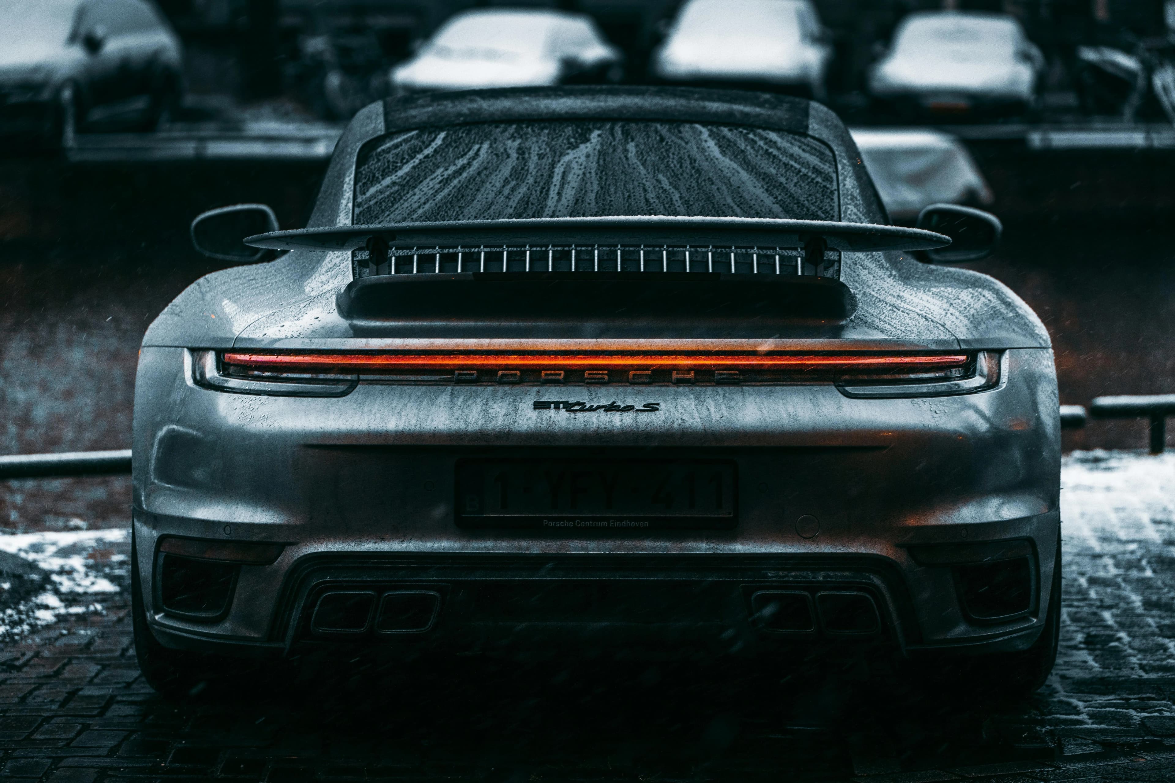 Weissach, We Have a Problem: Why Your Porsche Might Be Ghosting You in Reverse