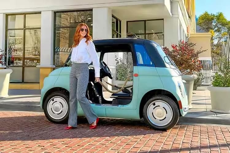 The Fiat Topolino Is A 15000 Dollar Italian Golf Cart For The Elite