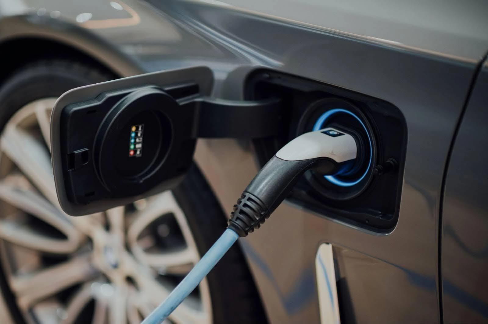 Blink Charging Files for Bankruptcy: EV Infrastructure Built on Vibes and VC Money Collapses