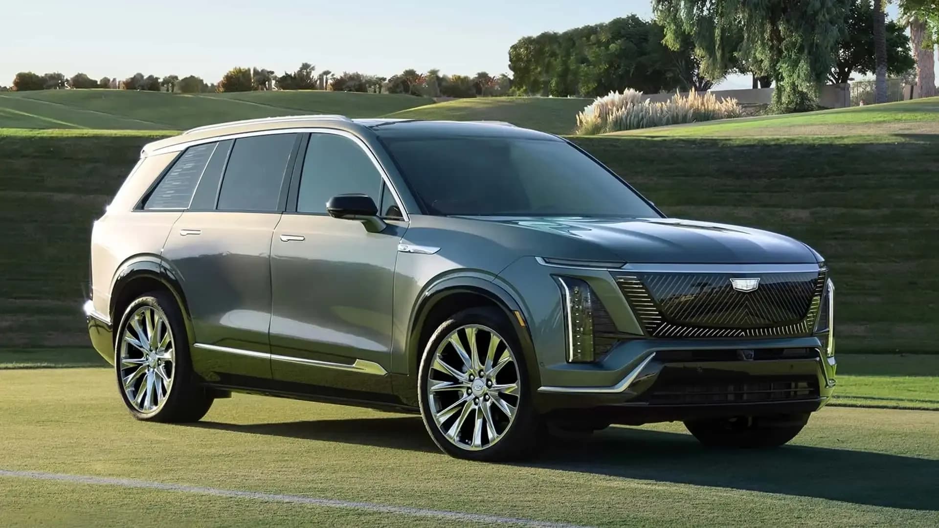 Every Single Cadillac Vistiq Gets Recalled For a Child-Entrapment Risk