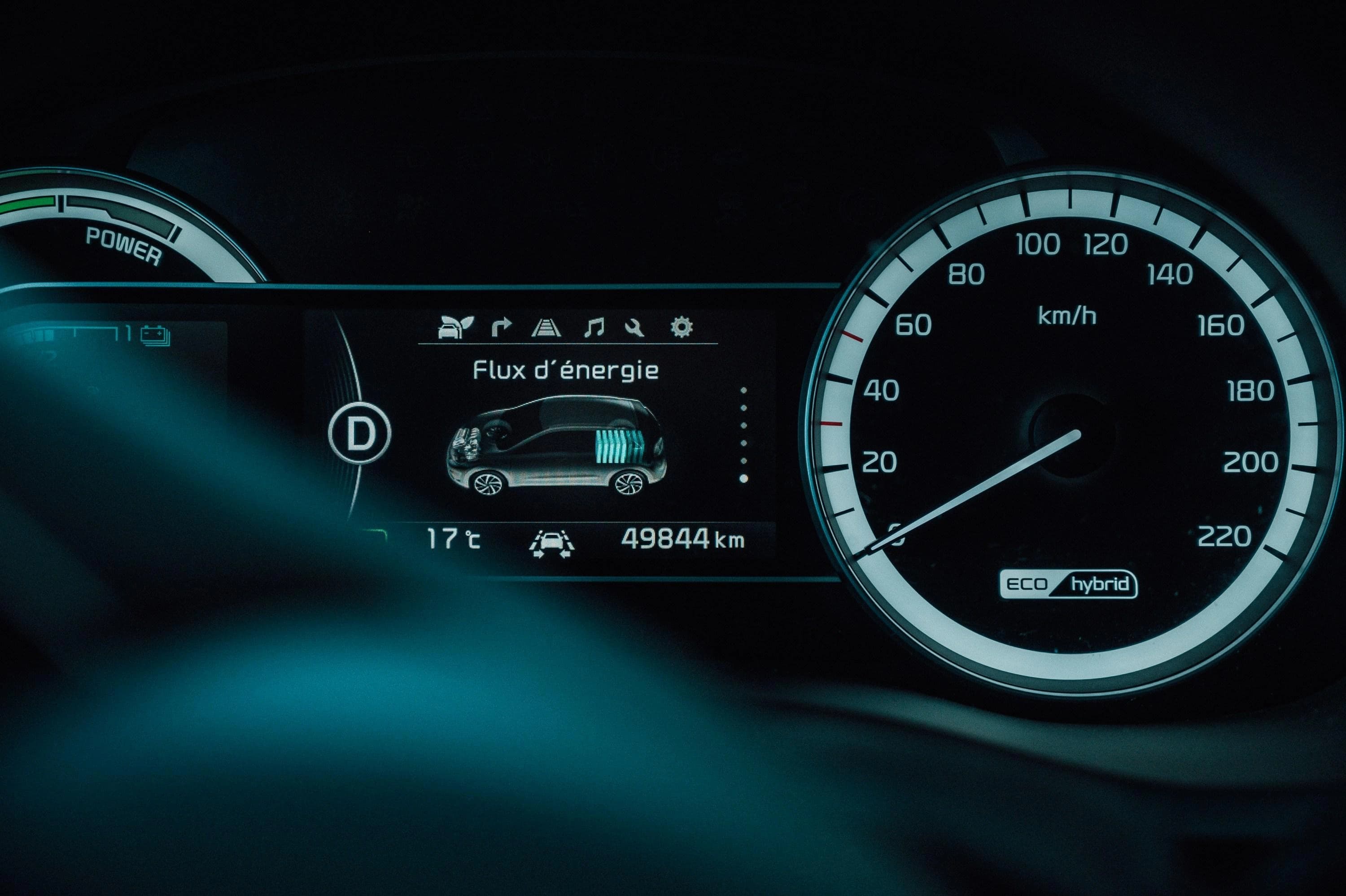 The Hybrid Reality Check: Why 2026 Is the Year the Plug-In Won